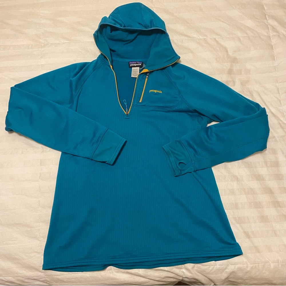 R1 Fleece Hoody